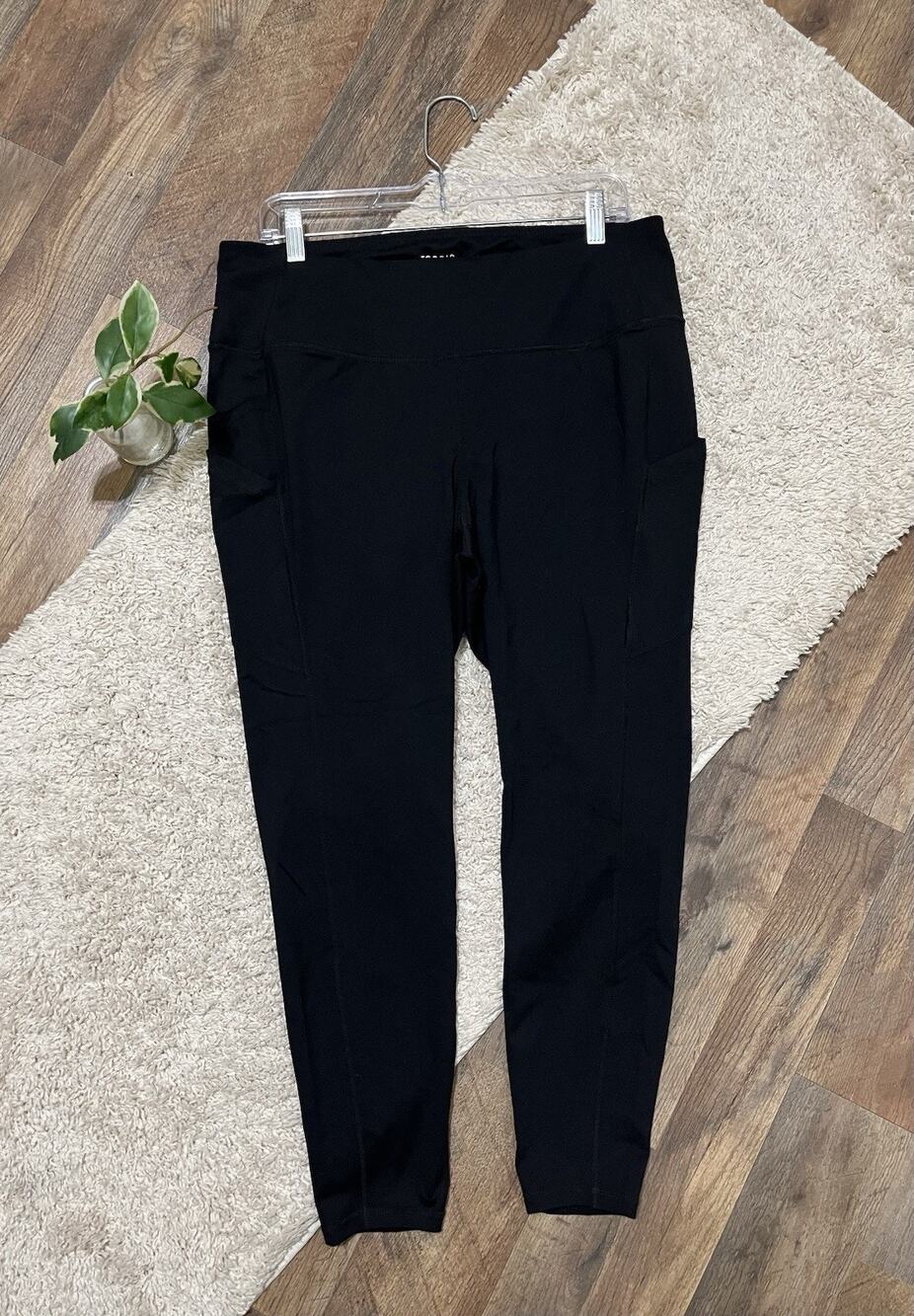 Torrid Active Size 2X Black High-Rise Leggings